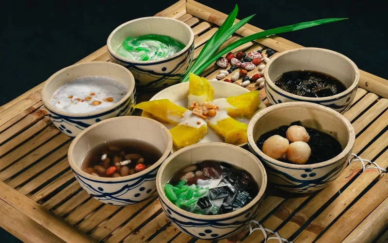 kham pha nhung mon an duong pho viet nam hap dan du khach
